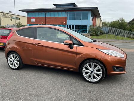 FORD FIESTA 1.5 TDCi Titanium