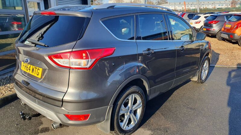 FORD KUGA