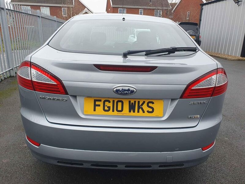 FORD MONDEO