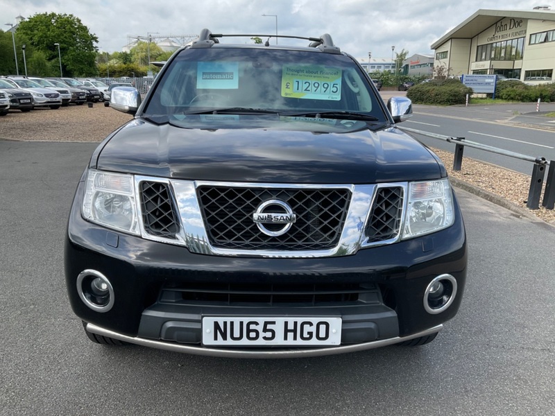 NISSAN NAVARA