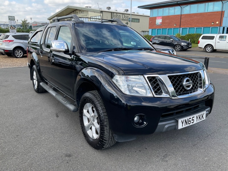 NISSAN NAVARA