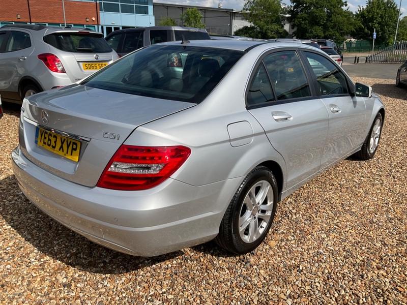 MERCEDES-BENZ C CLASS