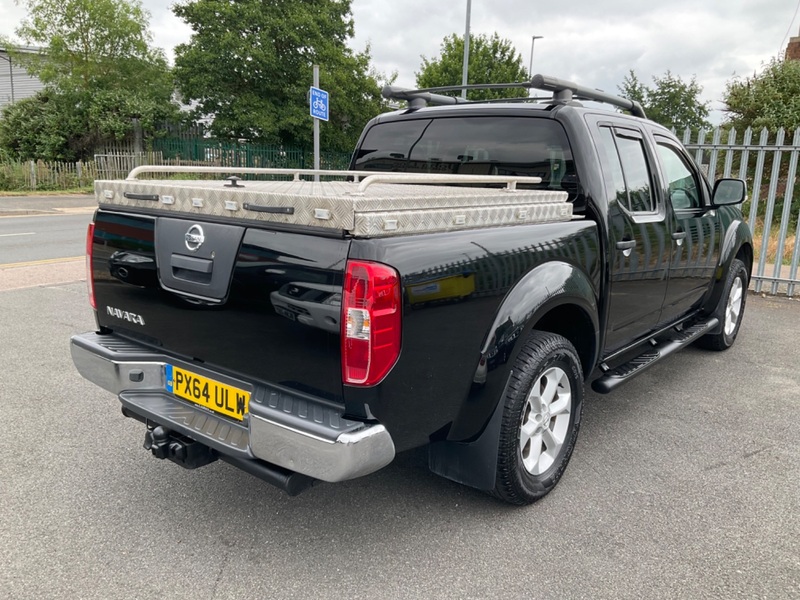 NISSAN NAVARA