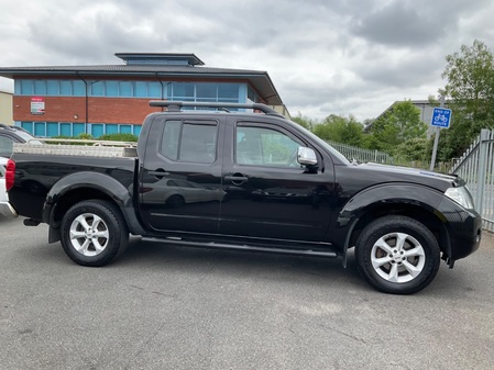 NISSAN NAVARA DCI TEKNA 4X4 SHR DCB