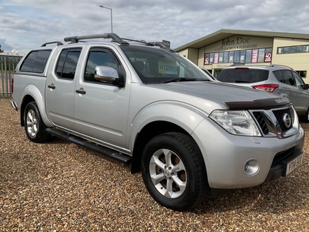 NISSAN NAVARA DCI TEKNA 4X4 SHR DCB