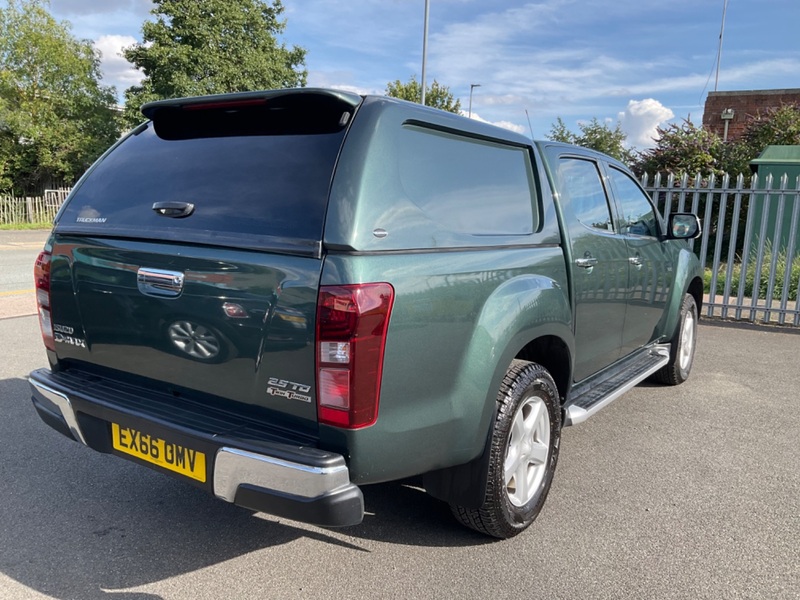 ISUZU D-MAX