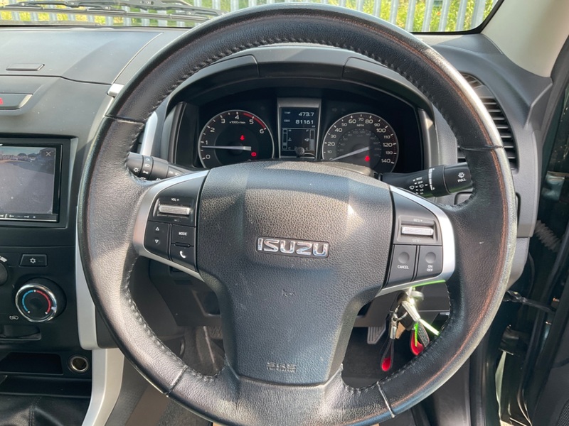 ISUZU D-MAX