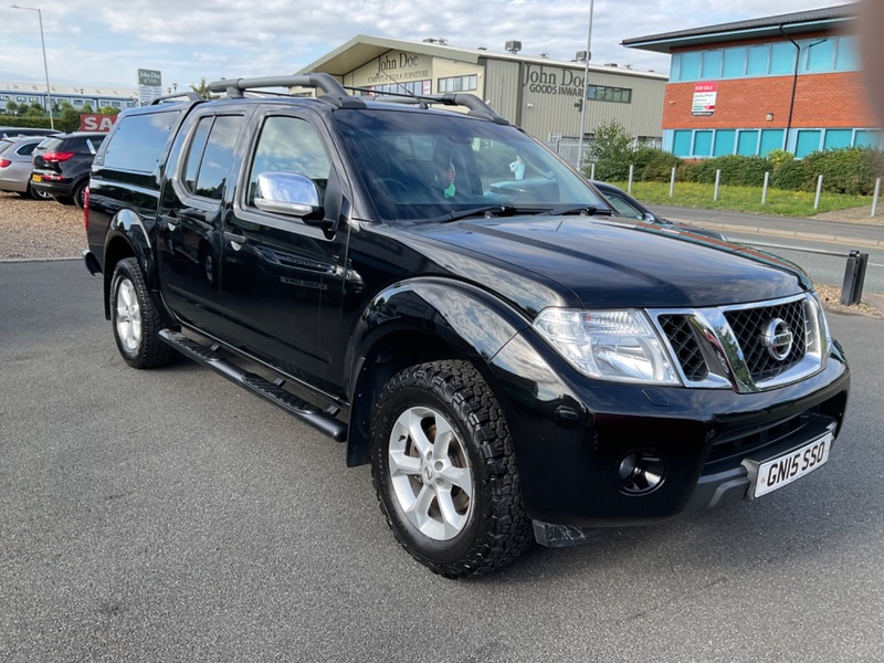 NISSAN NAVARA