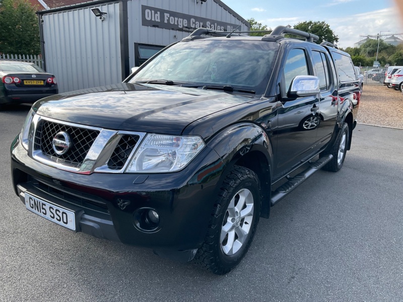 NISSAN NAVARA