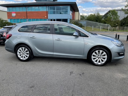 VAUXHALL ASTRA ELITE CDTI